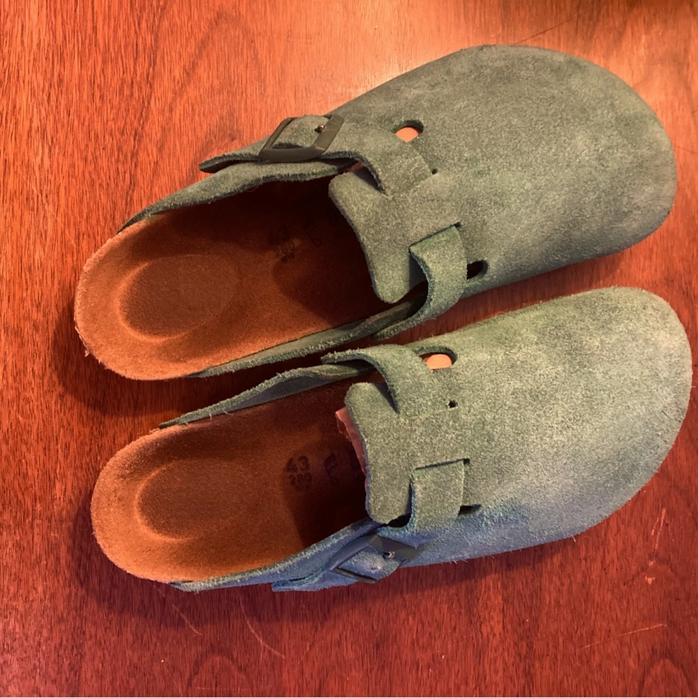 Birkenstock Boston Suede Clog